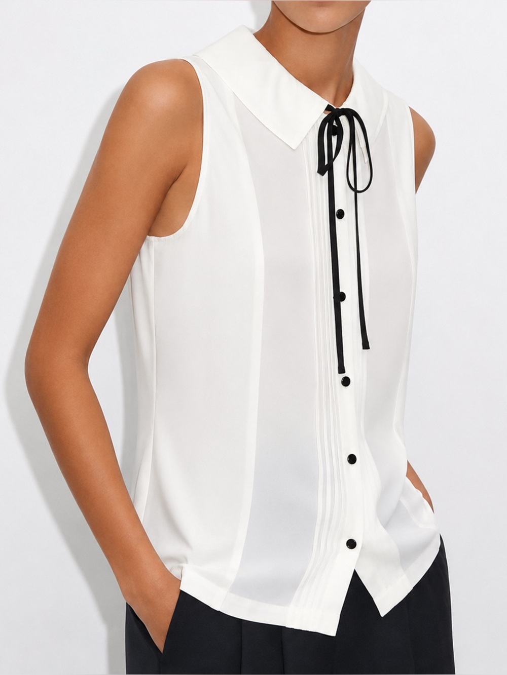 ME+EM Sleeveless Tie Neck Stretch Woven Too Blouse White Black Size 6